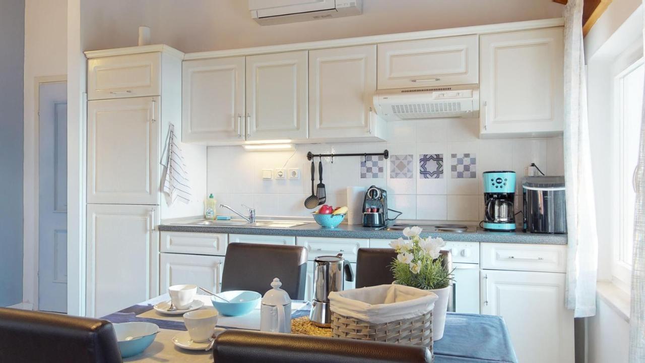 Emily Deluxe Superior 5 Star Studio Apartment, Your Piece Of Heaven With Sea & Park View Новиград Экстерьер фото