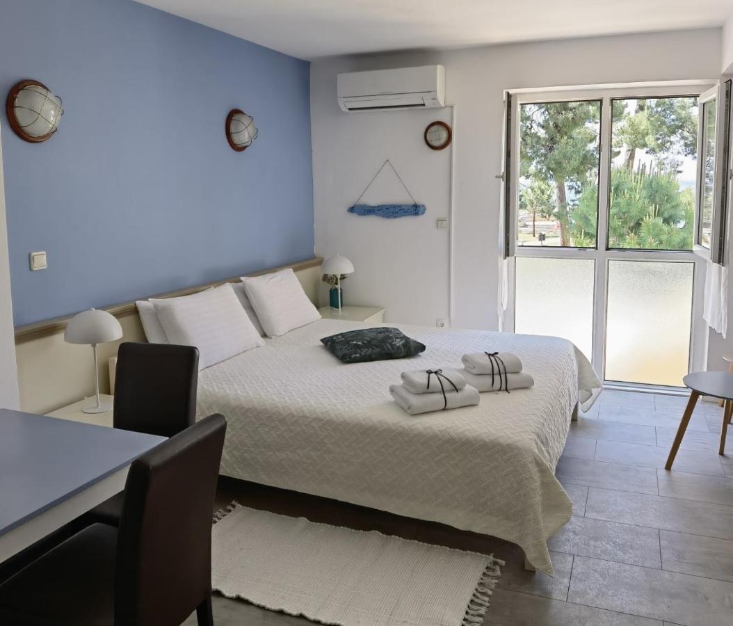 Emily Deluxe Superior 5 Star Studio Apartment, Your Piece Of Heaven With Sea & Park View Новиград Экстерьер фото