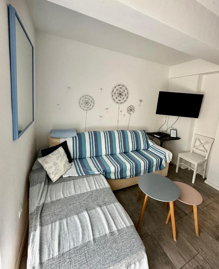 Emily Deluxe Superior 5 Star Studio Apartment, Your Piece Of Heaven With Sea & Park View Новиград Экстерьер фото